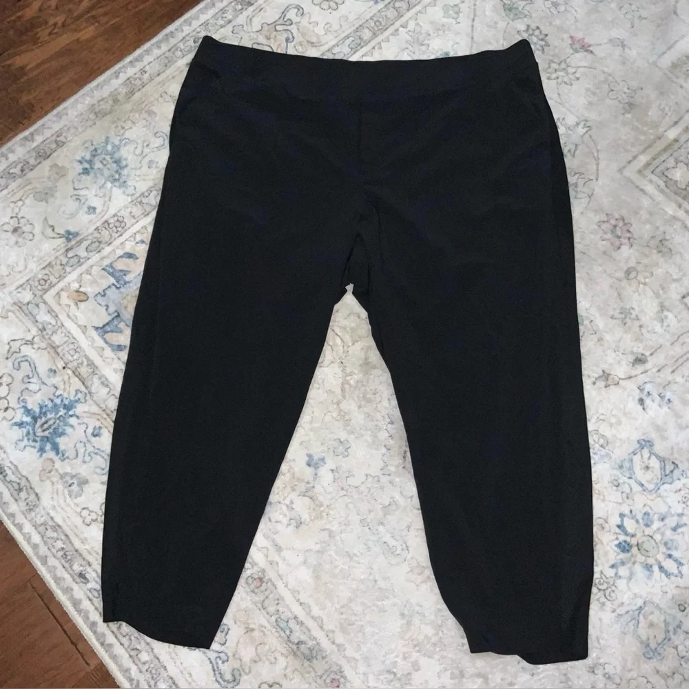 Athleta Black Ankle Brooklyn Pants Size 26 - Picture 1 of 2